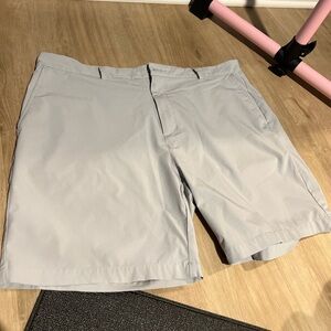 Mens vineyard vine shorts